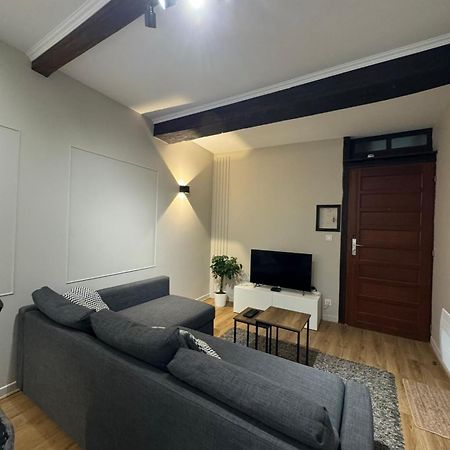 Appartement Charmant Hypercentre Avec Patio Prive Et Parking Orléans Extérieur photo